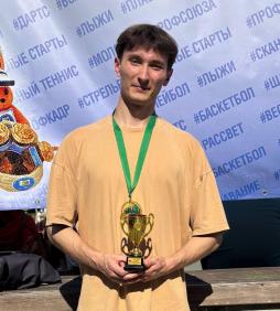 Напрасников Роман Евгеньевич